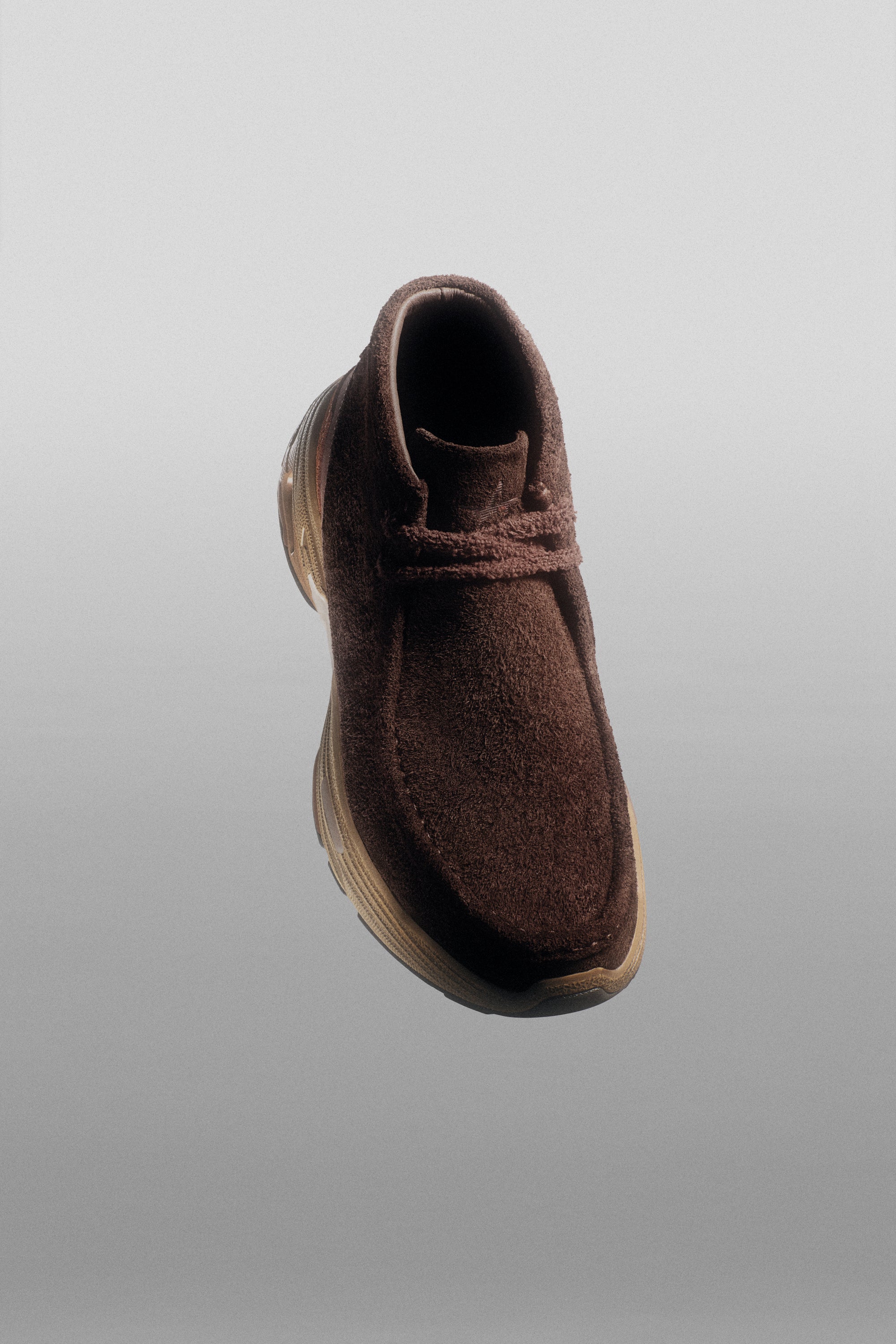 111 WALLABEE SUEDE BROWN