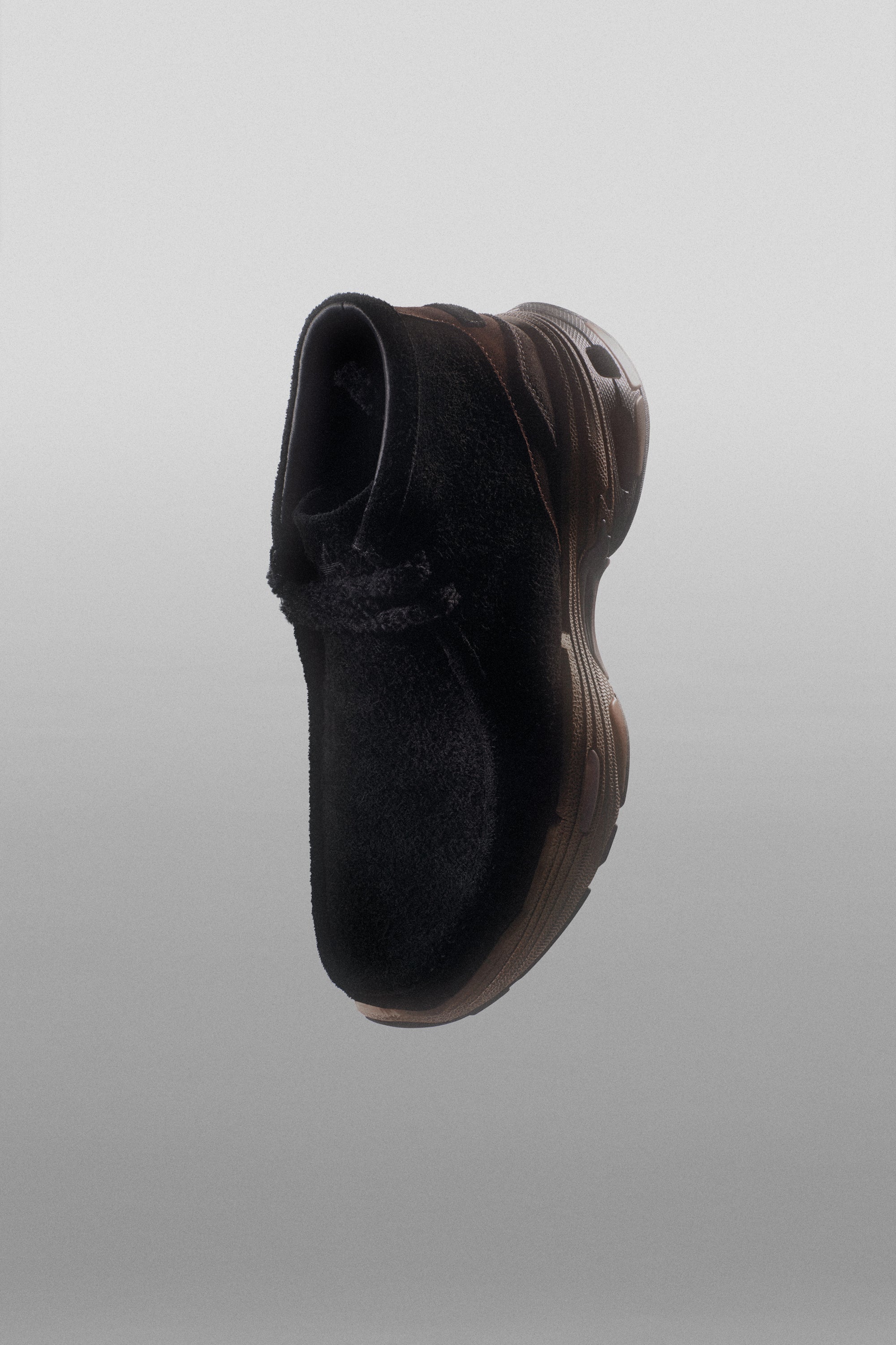 111 WALLABEE SUEDE BLACK