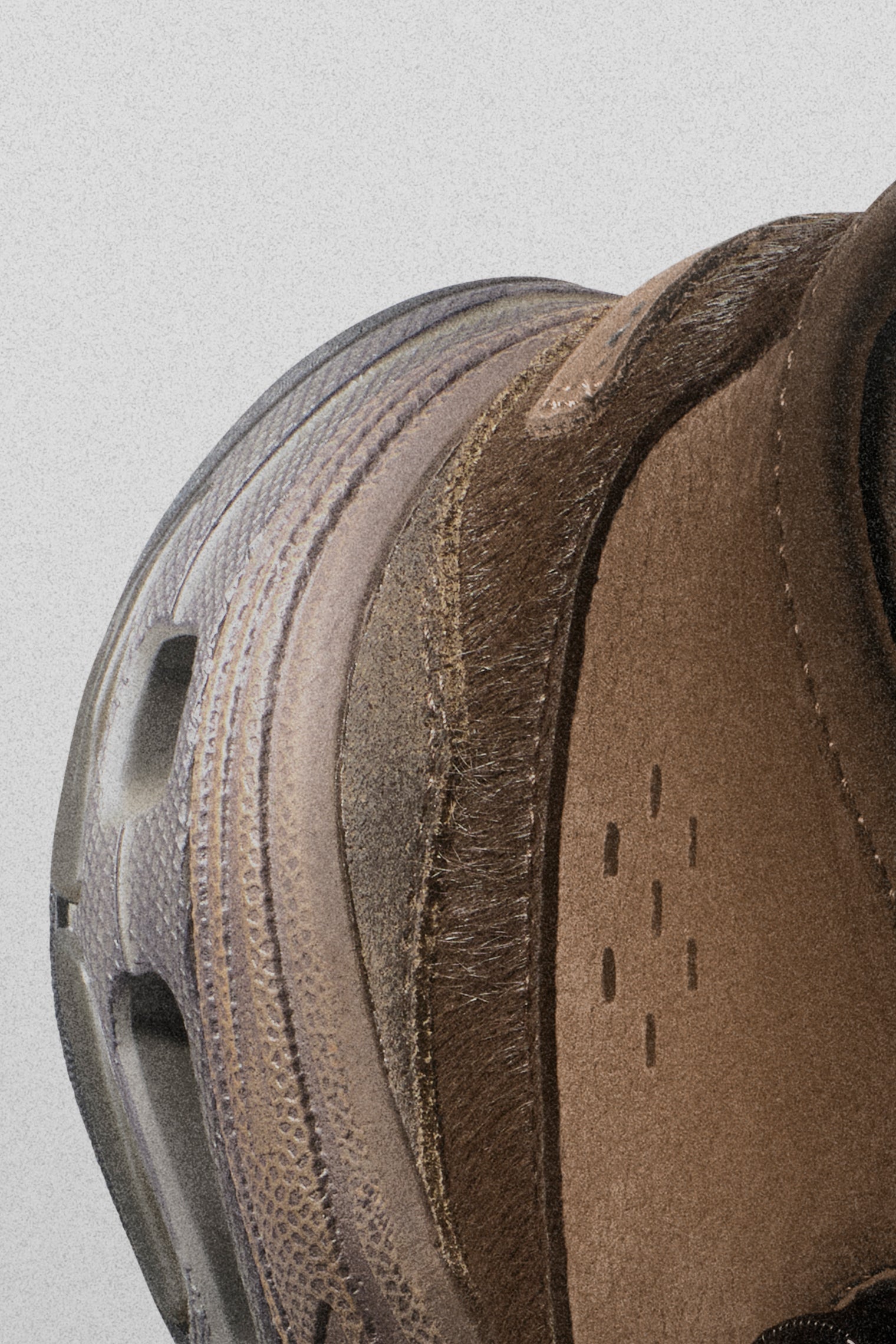 111 WALLABEE-TECH NOBUCK CAMEL