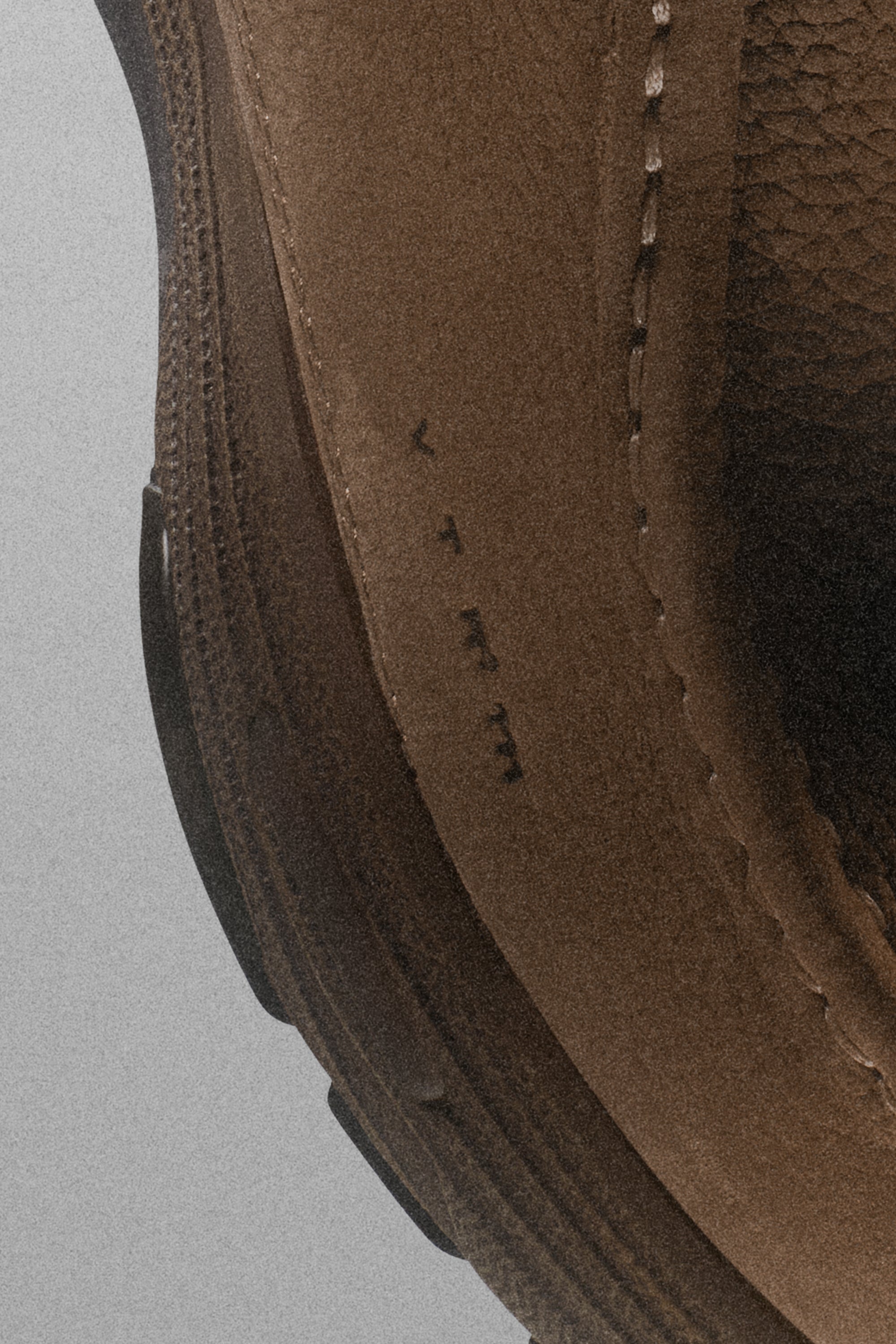 111 WALLABEE-TECH NOBUCK CAMEL