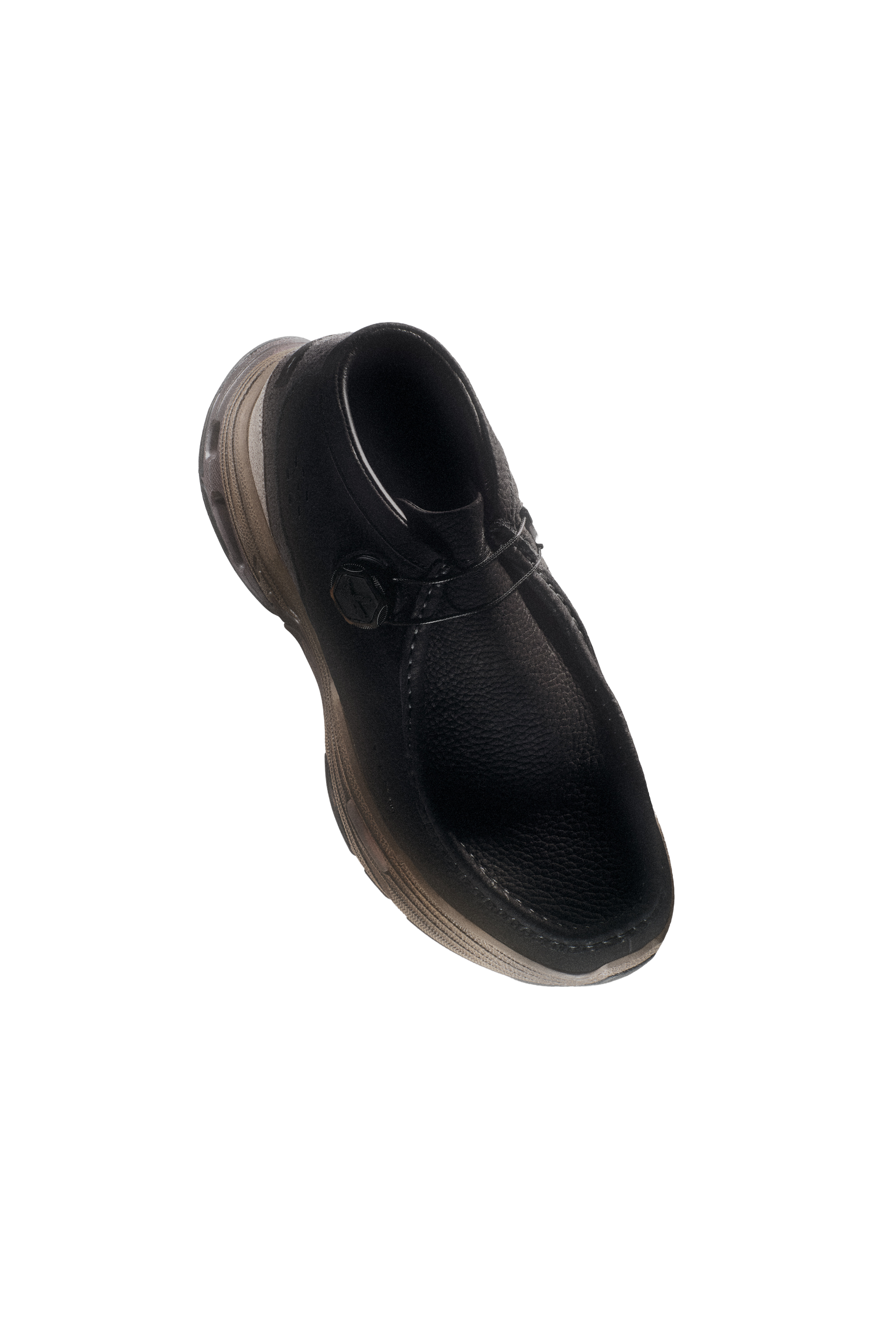 111 WALLABEE-TECH NOBUCK BLACK